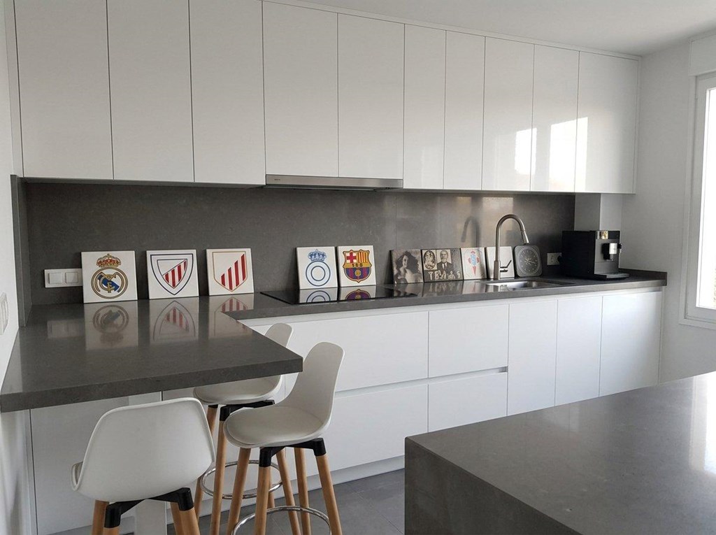 Foto 1 Encimeras de cocina en porcelánico a medida en Verín y Baixa Limia